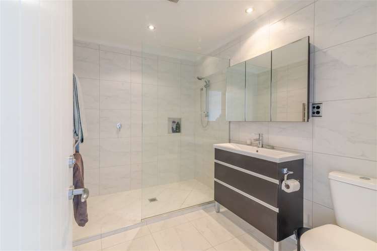 12 Rue Cachalot Akaroa_10