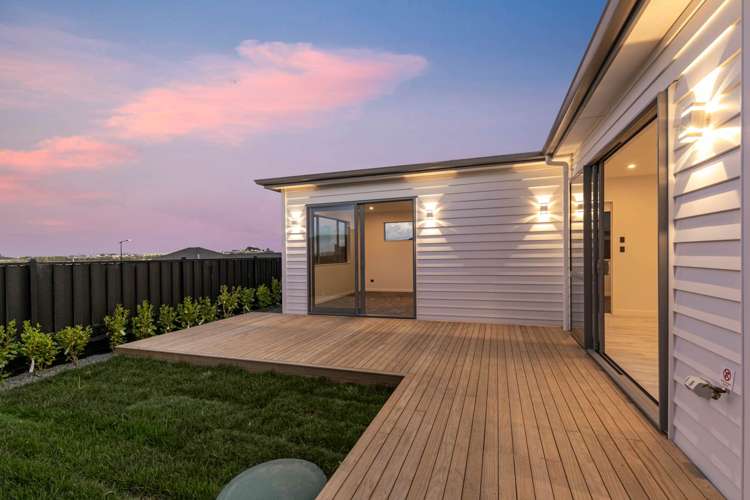 16 Fallowdown Street Wainui_5