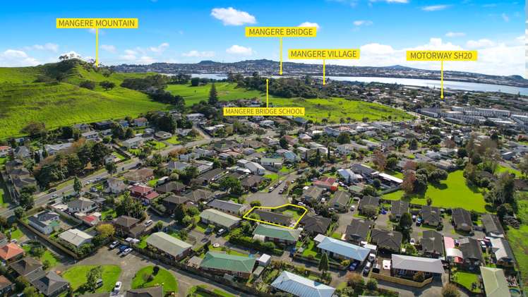 36 Koru Street Mangere Bridge_16