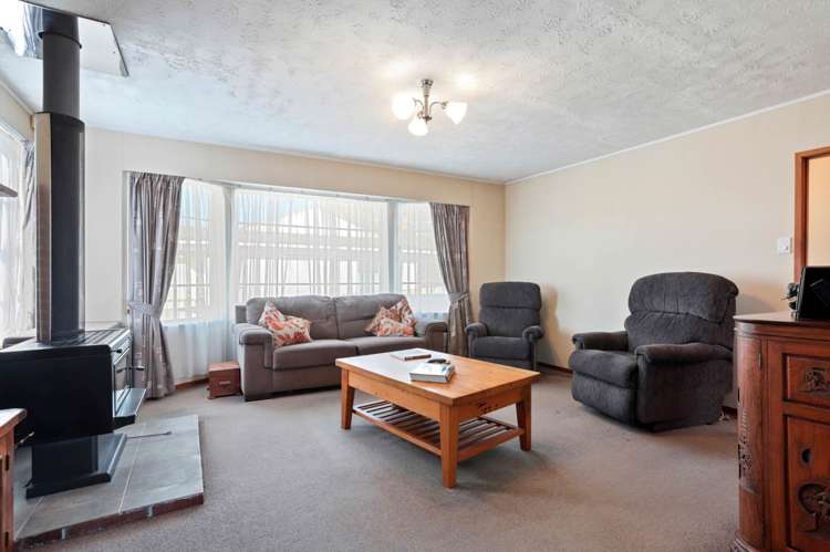 13 Karo Place Glendene_6