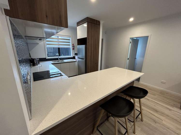 2B/23 Hibiscus Avenue Hamilton Lake_7
