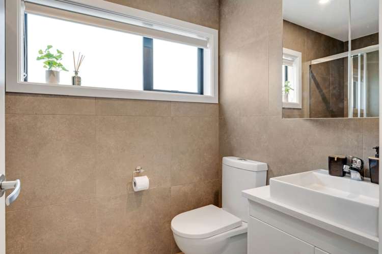 2/11 Mareth Street Panmure_12