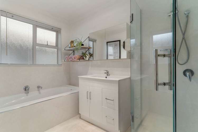 7 Creeve Place Flat Bush_19