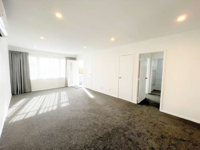 2/25 Glenmore Road Sunnyhills_2