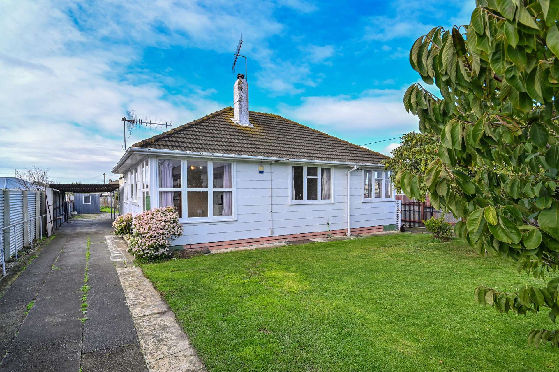 407 Montgomery Street Raureka_0