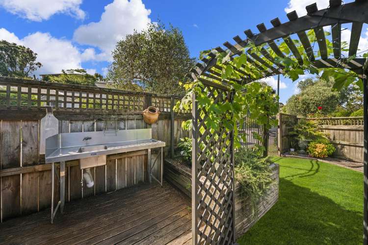 9 Langana Avenue Browns Bay_19