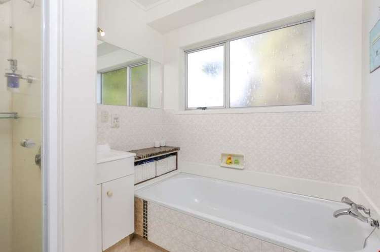 64 Paewai Road Glen Eden_13