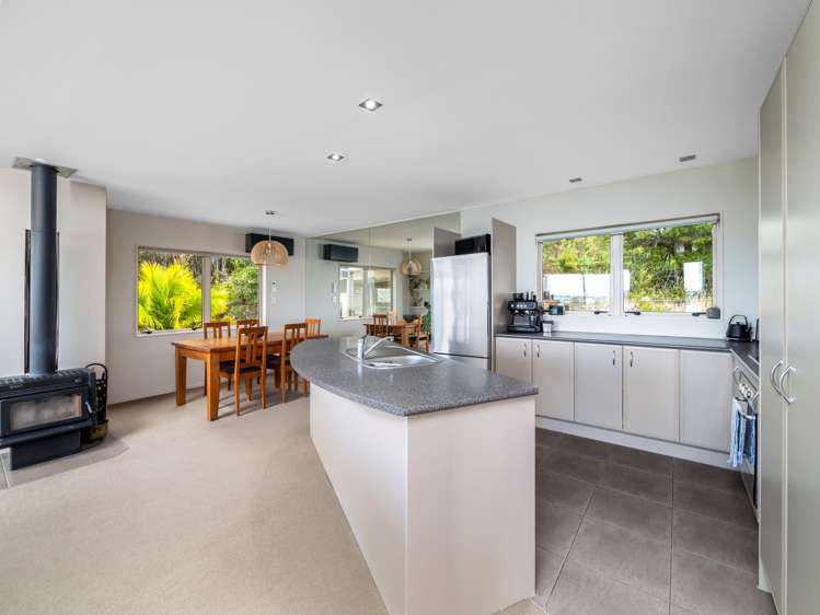 9 Toi Track Russell_6