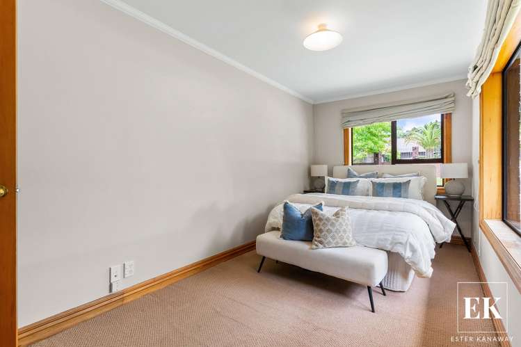 21 Laingfield Terrace Laingholm_13