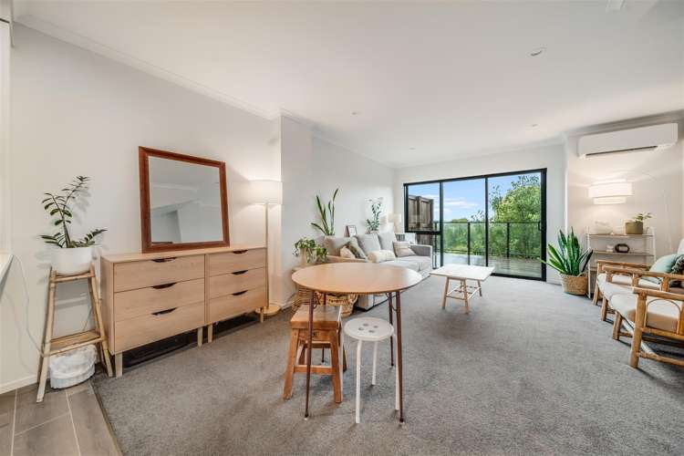 10/14 Ruakiwi Road Hamilton Lake_4