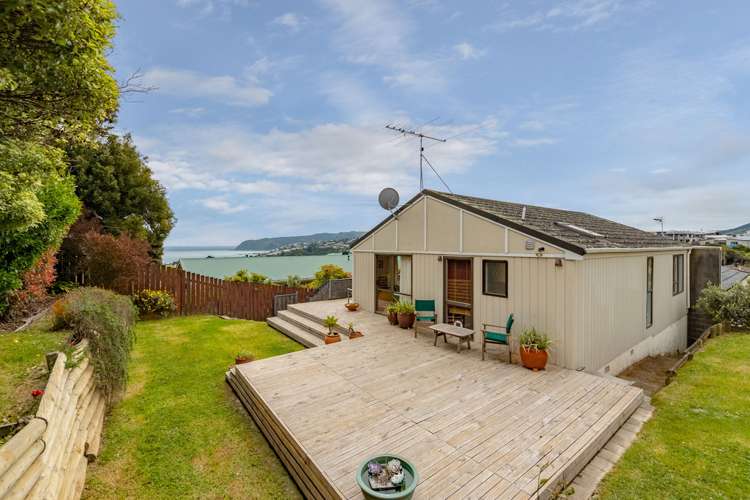 2/11 Mervyn Place Plimmerton_18