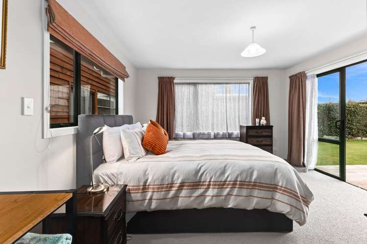 47 Frye Crescent Albert Town_7