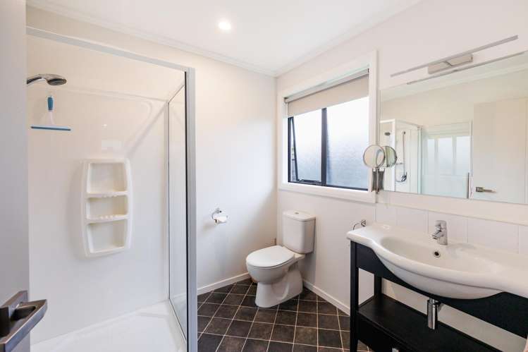 11 Majestic Way Kelvin Grove_10