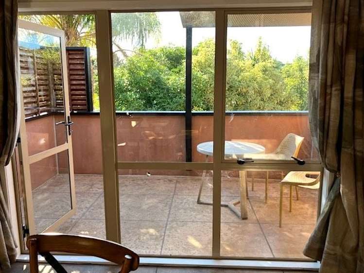 24A Carnmore Place Torbay_4