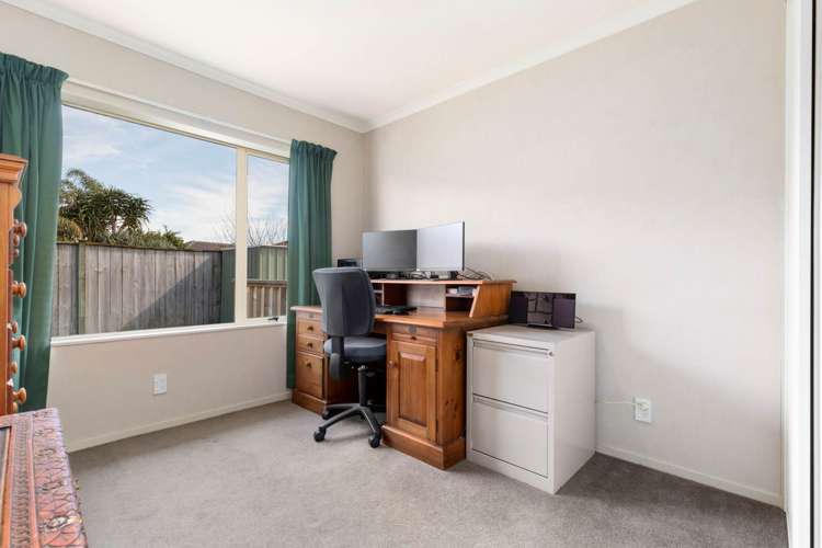 19 Belfry Place Wattle Downs_15