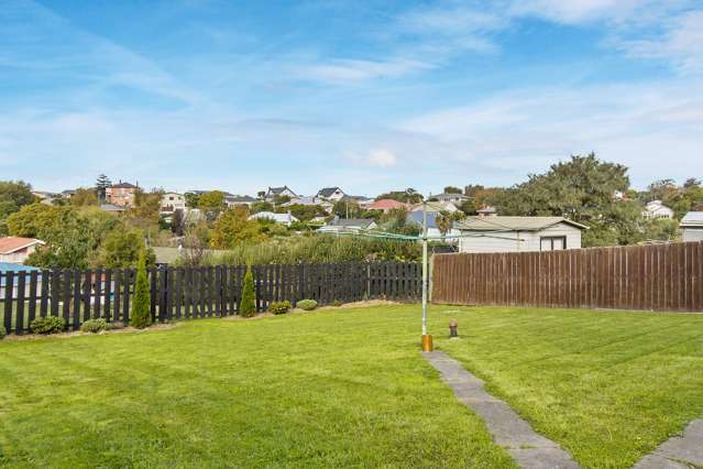 17 Bouverie Street Waimataitai_2