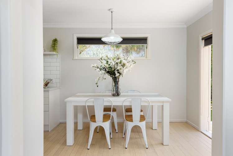 9 Russell Place Brookfield_8