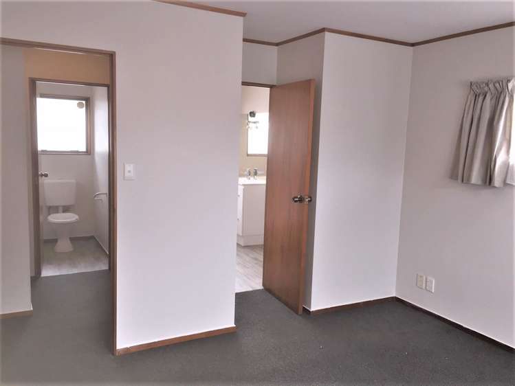 141 Parrs Cross Road Glen Eden_7