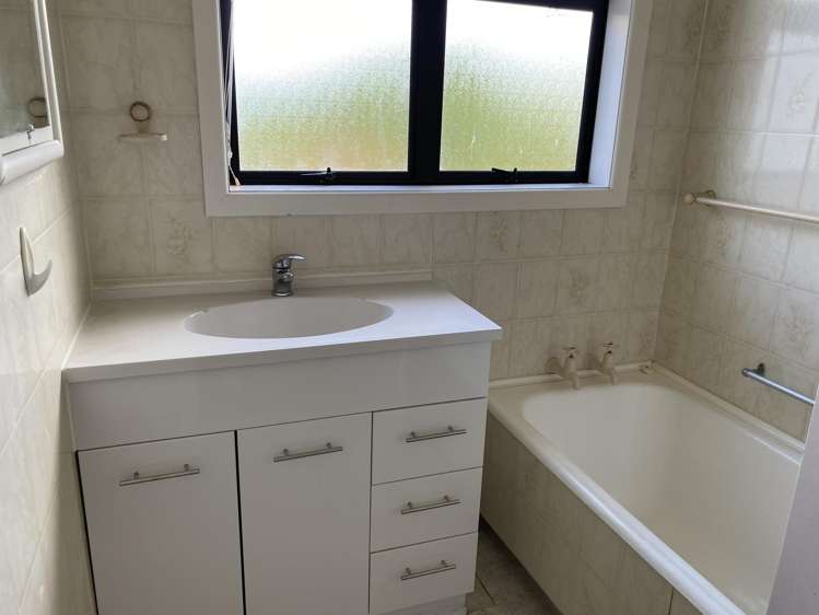 84 Ngatai Road Otumoetai_14