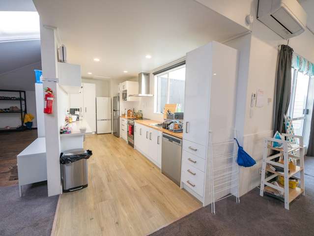 A/10 Jetty Street Dunedin Central_2