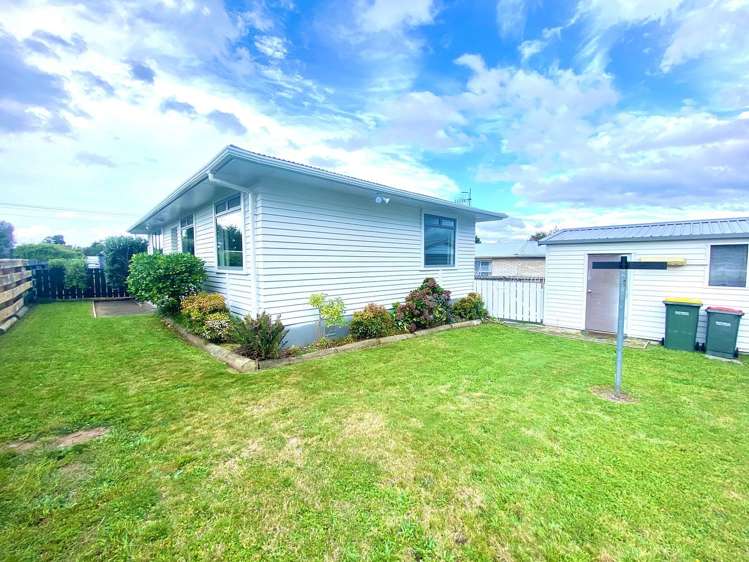 3 Milne Road Mangakakahi_25