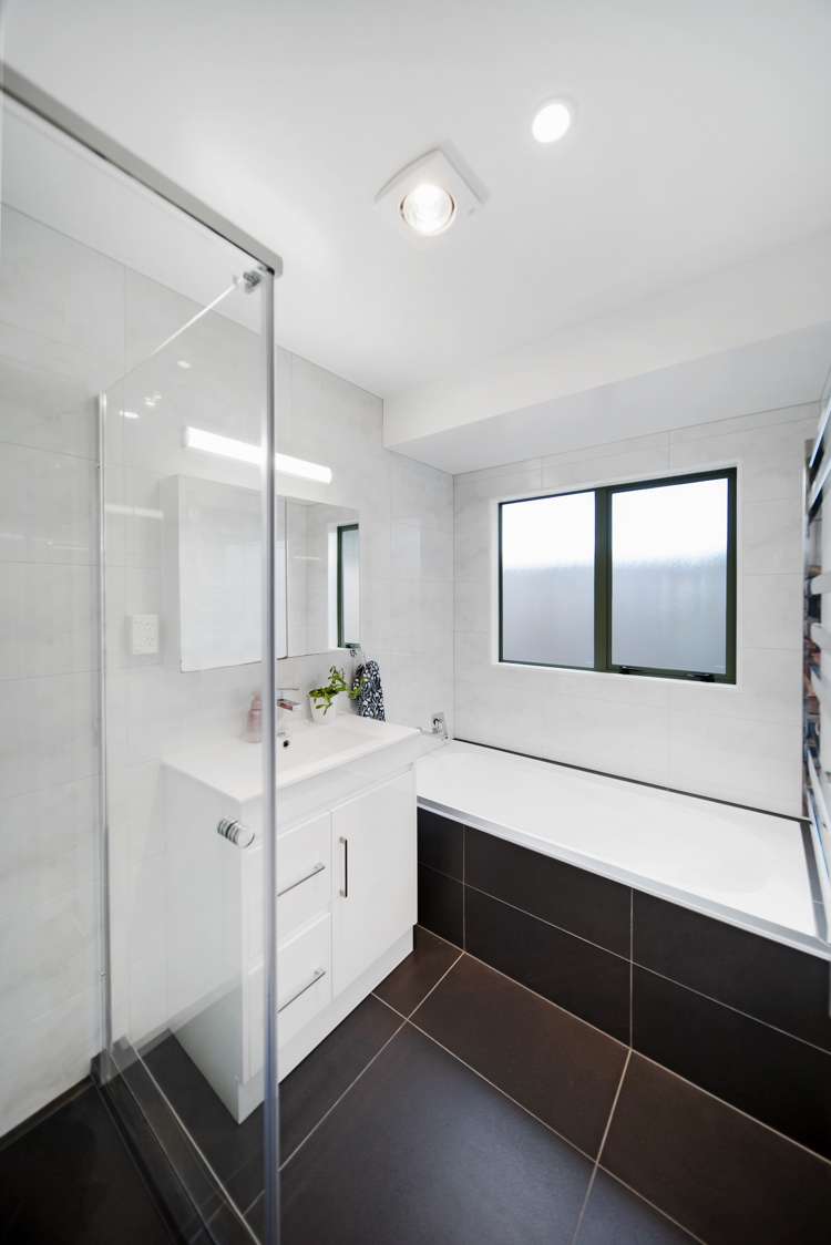 33 Koru Street Mangere Bridge_16