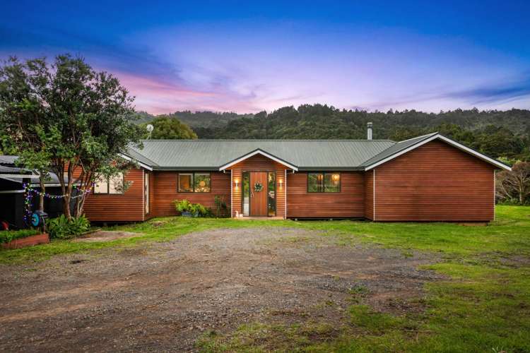 109 Bethells Road Waitakere_45