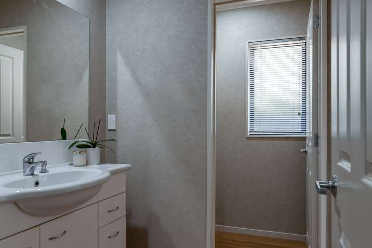 17 Norfolk Drive Cambridge_16