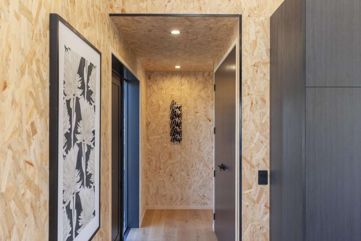 3 Bevel Court_3