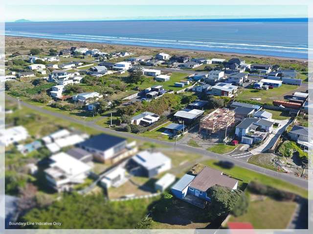 13 Nelson Street Foxton Beach_1