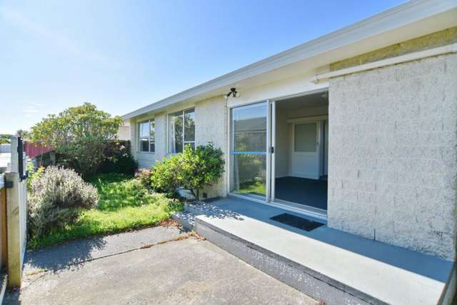 2/5 Tamarisk Place Parklands_3