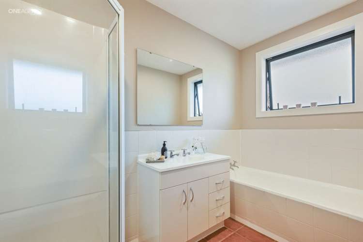 8 Springmead Place Hornby_16