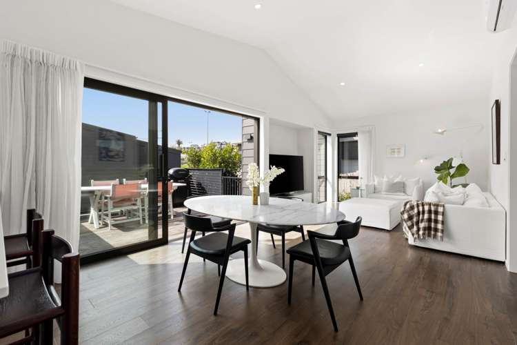 9b William Bayes Place Red Beach_5