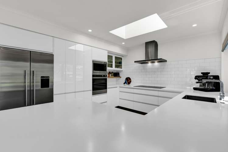 6 Francis Douglas Drive Westown_10