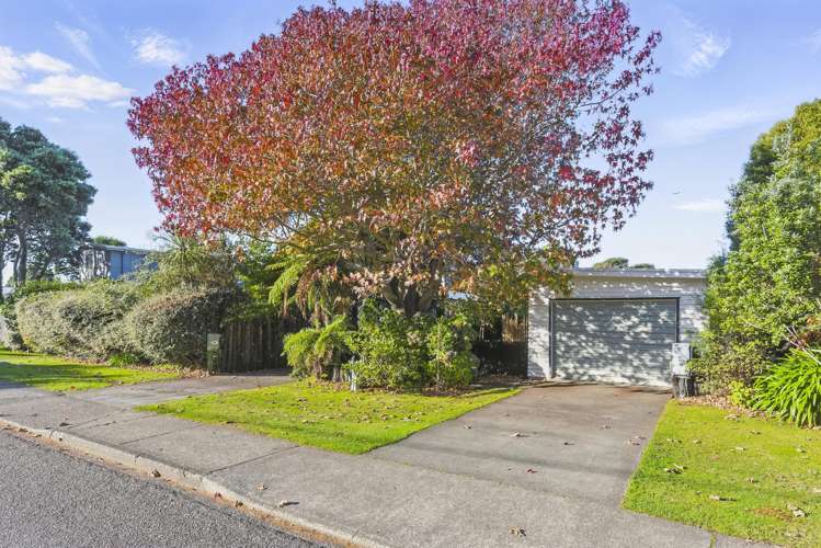 1/52 Matatua Road Raumati Beach_24