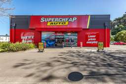 Prime retail property in Whanganui