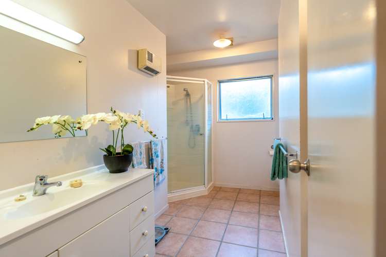 27 Alison Road Surfdale_5