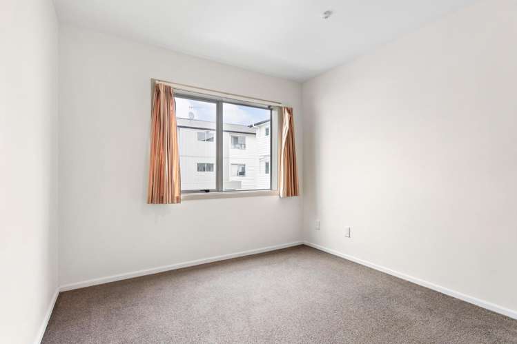 95Q Felton Mathew Avenue St Johns_5