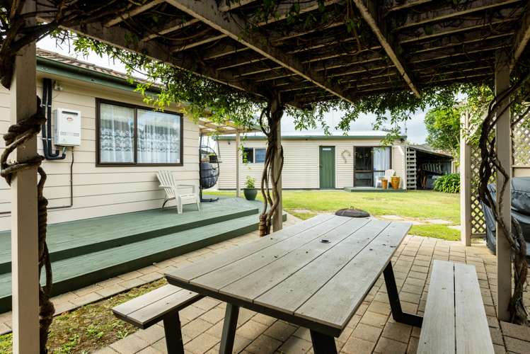 809 Collinge Road Mayfair_19