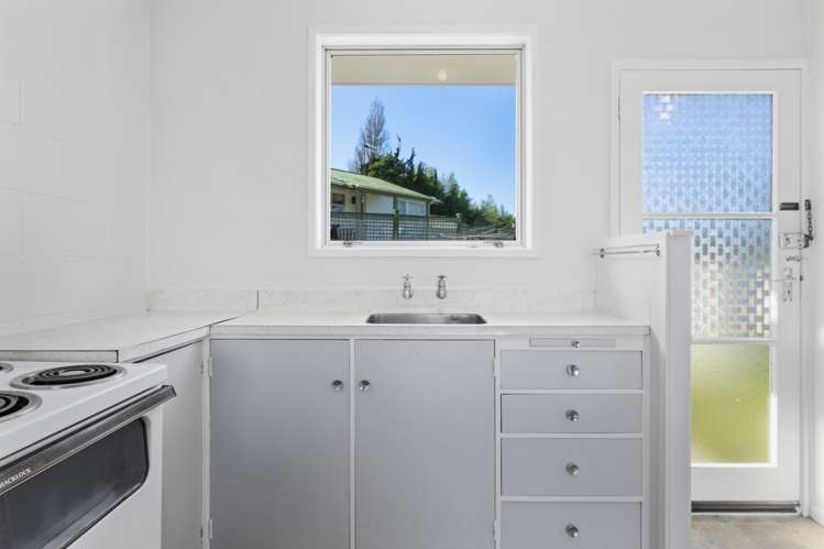 2b Slade Street Greerton_8