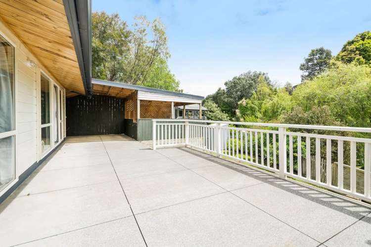 7 Scarlock Avenue Browns Bay_11