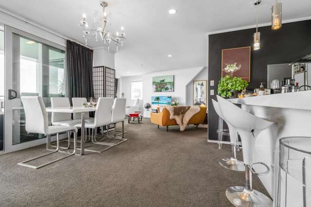 1006/72 Devonport Road_3