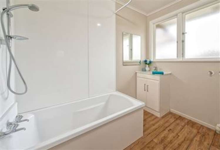 117 Beaumonts Way Manurewa_3