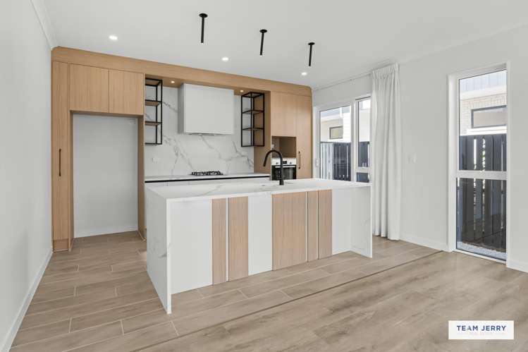 2 Longview Oak Lane Rosehill_8