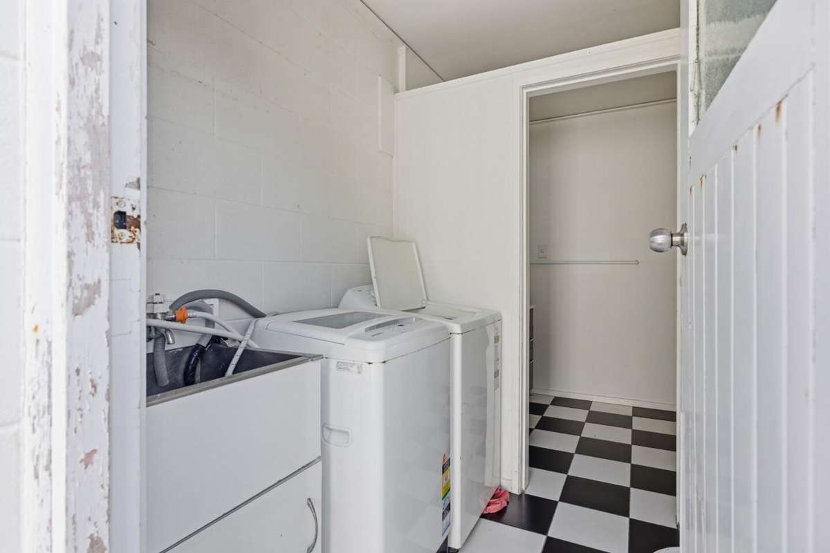 94 Oceanbeach Road_4