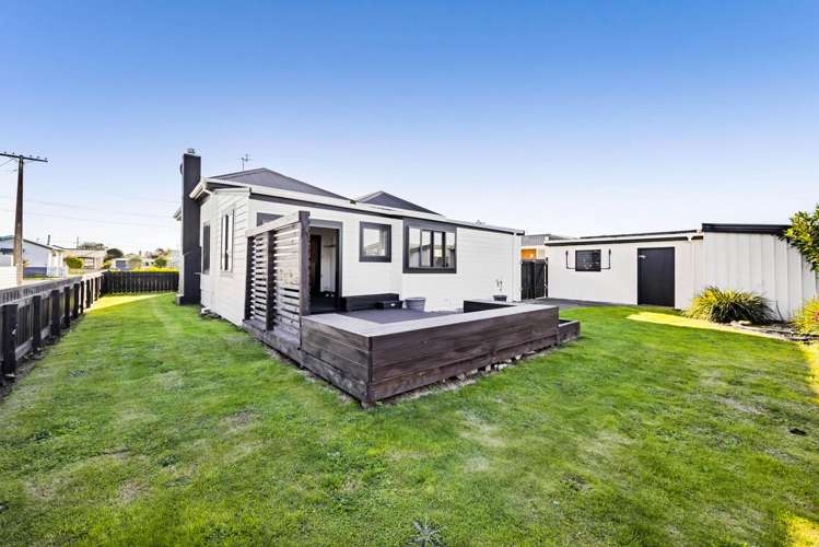 36 Wilson Street Hawera_18