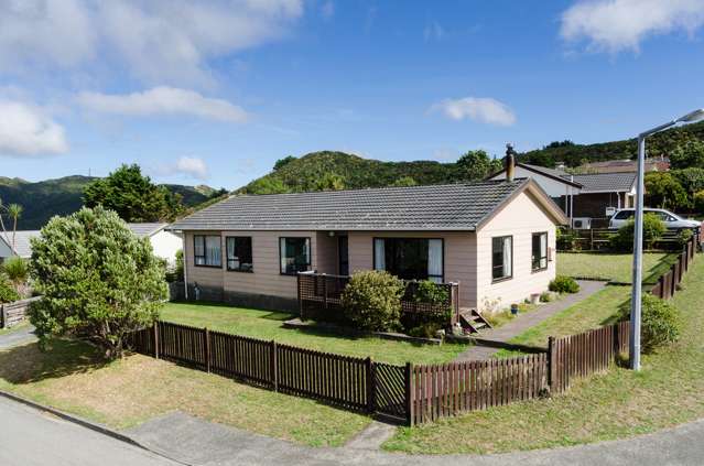 2 Penlington Place Karori_1