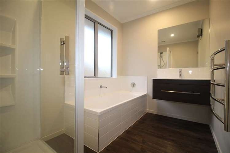 7 Hineaari Street Marshland_8