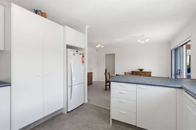 102 Buscomb Ave Henderson_12