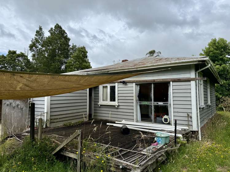 7 Kakapo Street Ohura_12